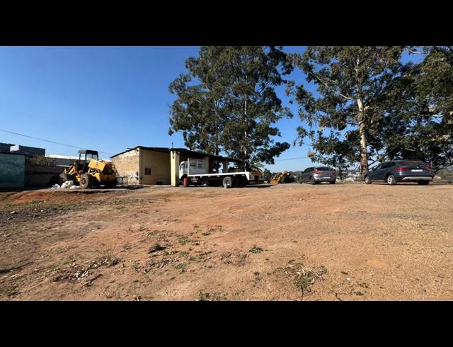 1,780M² BUSINESS FOR SALE IN MERRIVALE